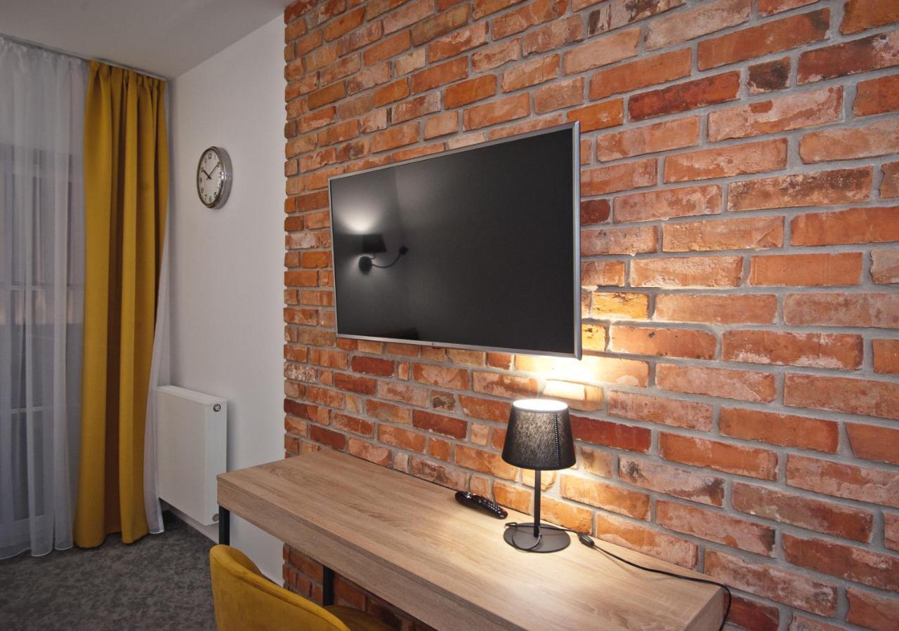 Aparthotel Gostyn Екстериор снимка
