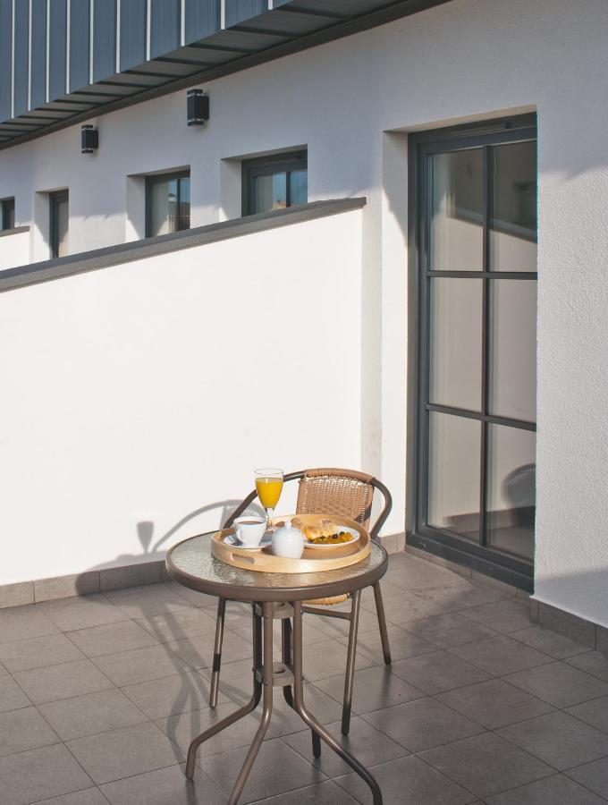 Aparthotel Gostyn Екстериор снимка